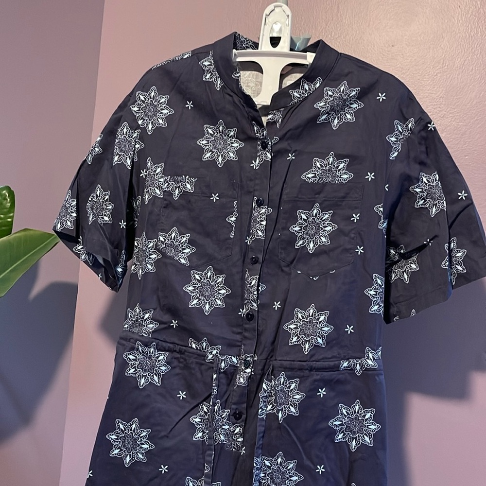 The Kit size 0 boxy jumpsuit navy medallions NWOT